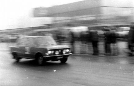 Jerzy Lipiński i Janusz Siniarski – Polski Fiat 125p/1500.